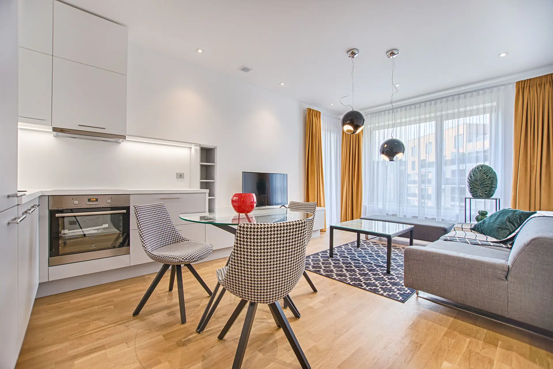 Minimalistinen loft Tampere